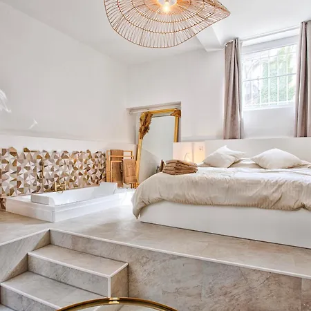 Le Saint-sauveur - Balneotherapy Bathtub - Hypercentre Apartment *