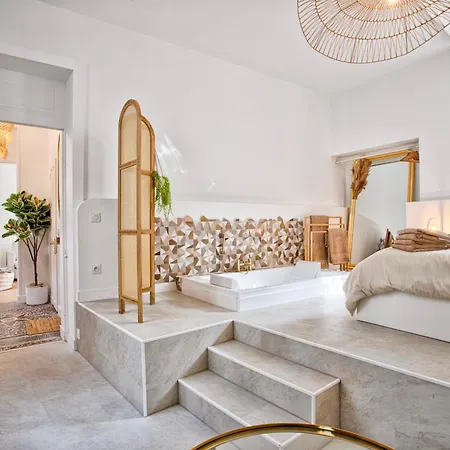 Le Saint-sauveur - Balneotherapy Bathtub - Hypercentre Apartamento Caen