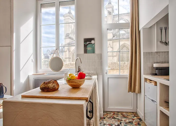 Apartment Le Saint-sauveur - Balneotherapy Bathtub - Hypercentre